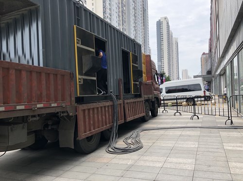鲁山柴油发电机空气滤清器在不同季节的更换周期是否有差异？