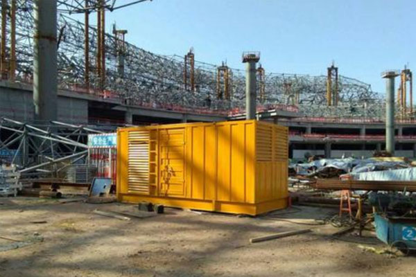 鲁山发电机出租如何判断空气滤清器是否需要更换？